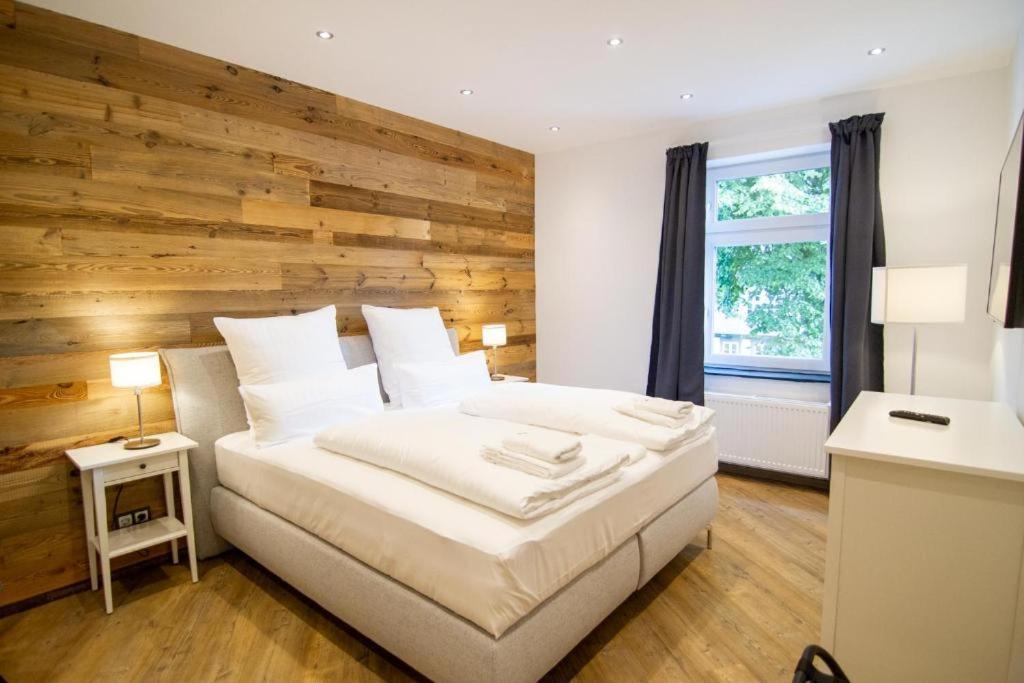 גוסלר Schiefer Suite Hotel & Apartments מראה חיצוני תמונה