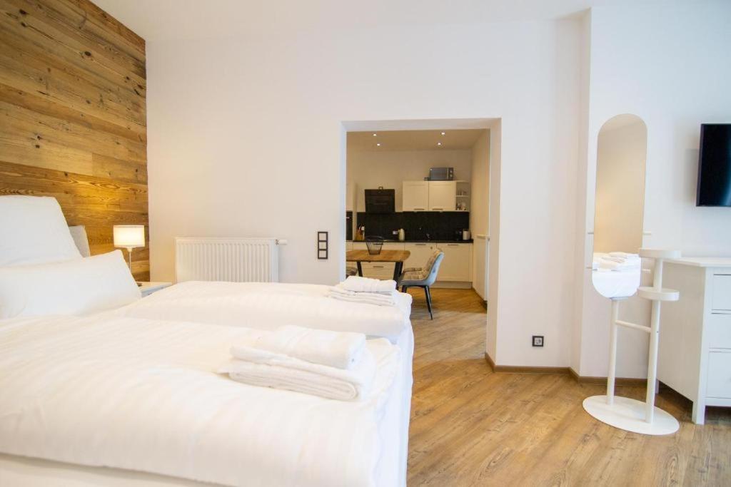 גוסלר Schiefer Suite Hotel & Apartments מראה חיצוני תמונה